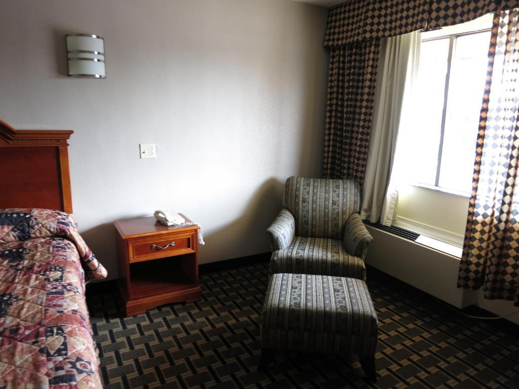 Motel The At Mexia